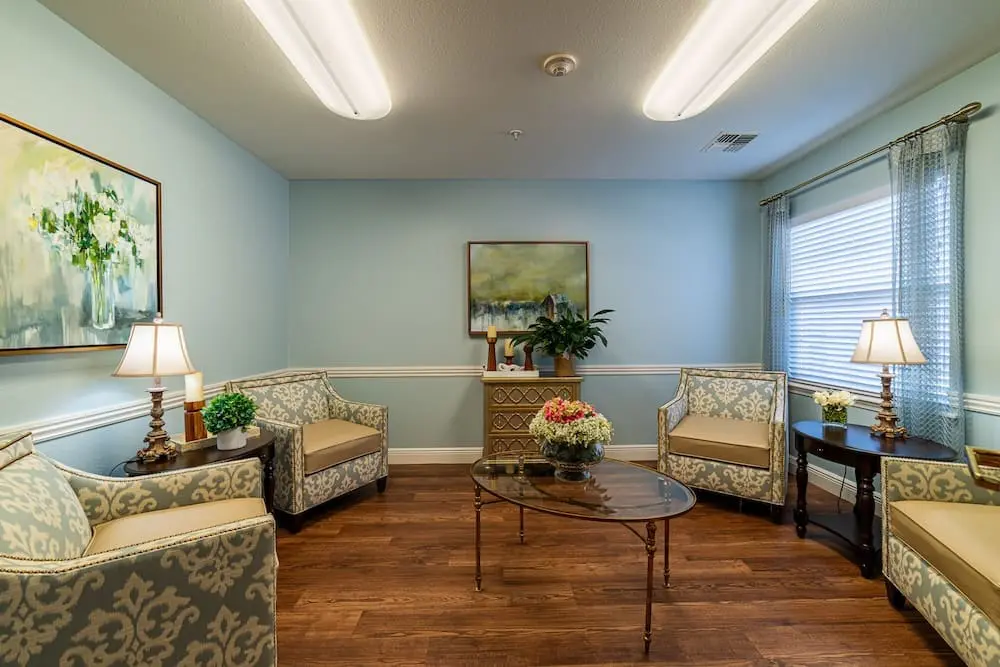 2025-Oak-Manor-Interior-5