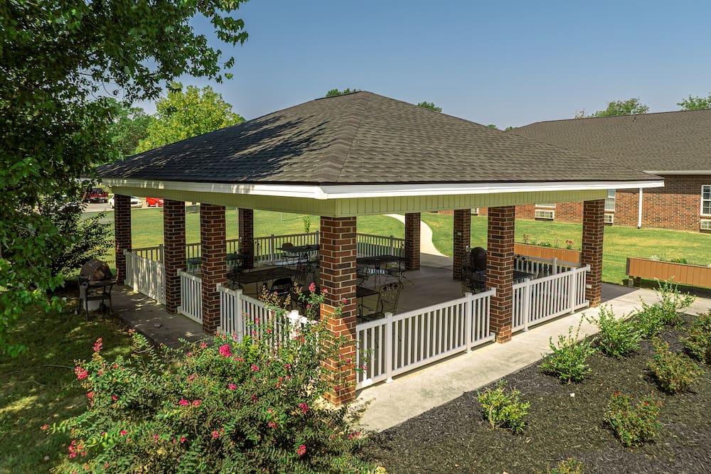 2025-Oak-Manor-Drone-Exterior-13