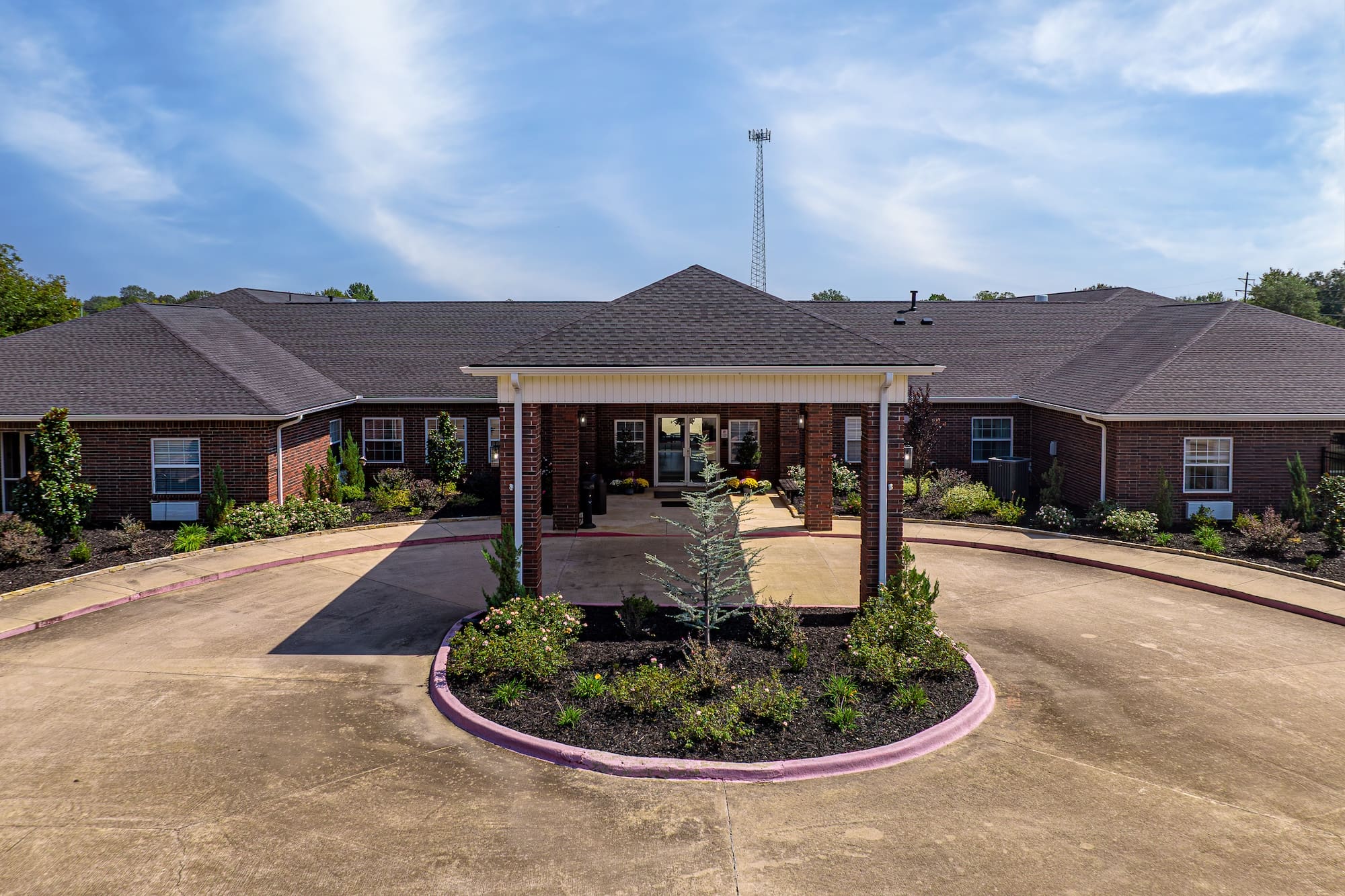 2025-Oak-Manor-Drone-Exterior-1