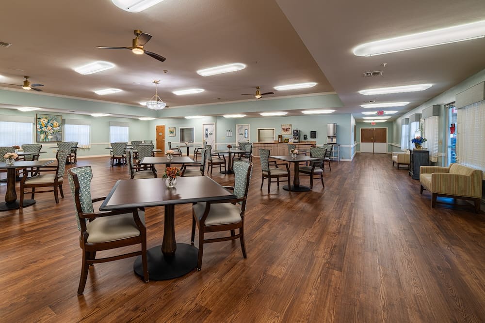 2025-Oak-Manor-Interior-15