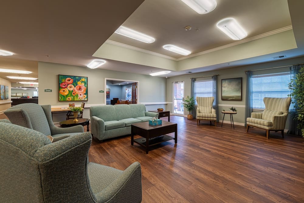 2025-Oak-Manor-Interior-8