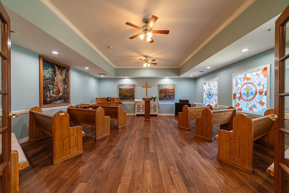 2025-Oak-Manor-Interior-9